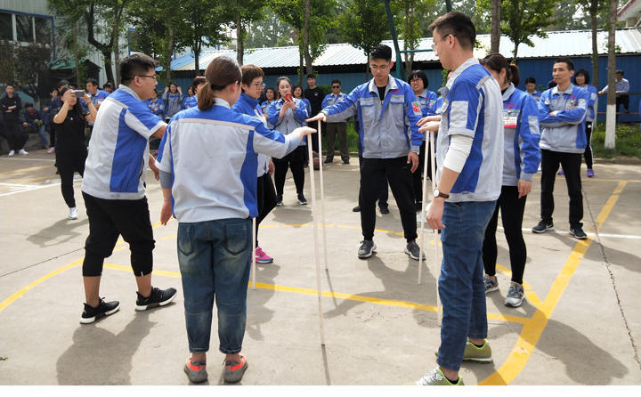 移動森林，看似簡單，實際操作不易，培養了運動員們做事的專注能力