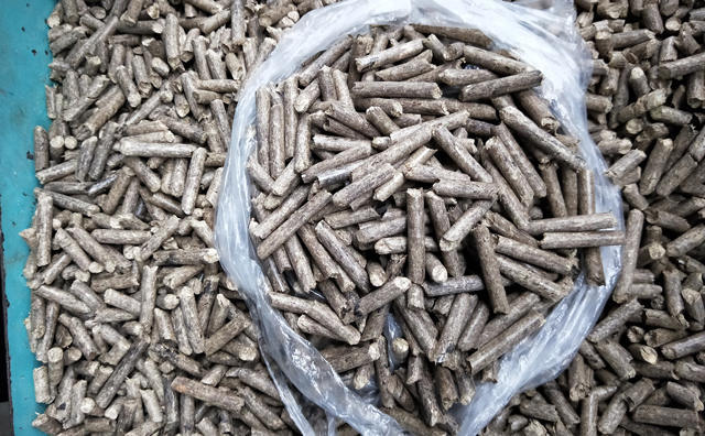 沙柳生物質(zhì)顆粒燃料 沙柳生物質(zhì)顆粒燃料