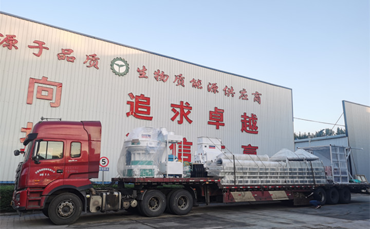 秸稈制粒機生產(chǎn)線裝車完成