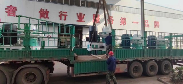 下圖為我們山東金格瑞顆粒機廠家昨天發(fā)貨的部分圖片 下圖為我們山東金格瑞顆粒機廠家昨天發(fā)貨的部分圖片