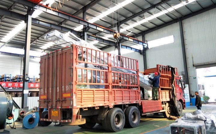 2臺660型號玉米秸稈顆粒機+生物質取暖爐發往河南 2臺660型號玉米秸稈顆粒機+生物質取暖爐發往河南